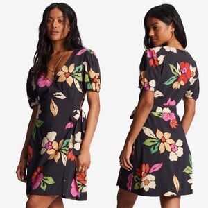 NWT Billabong Hot Tropics Mini Dress
